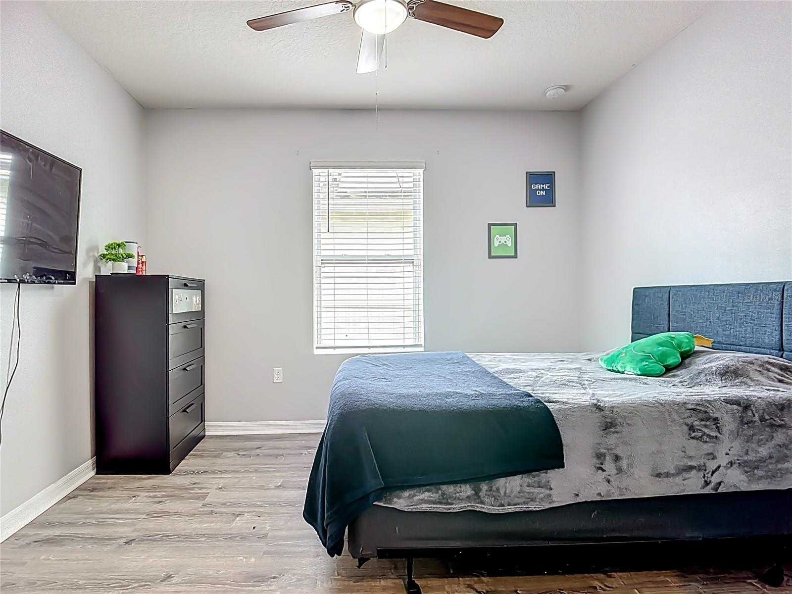 LAKES/LAUREL HLNDS PH 28 - Residential