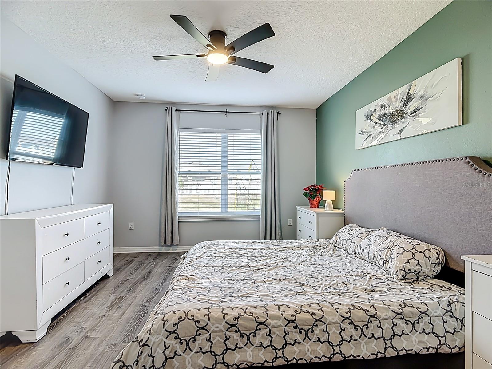 LAKES/LAUREL HLNDS PH 28 - Residential