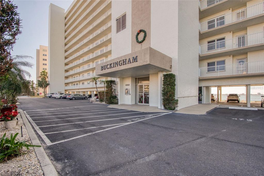 Photo of 6060 Shore Boulevard S #601, Gulfport, FL 33707 (MLS # TB8328633)