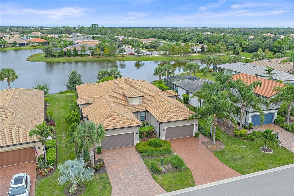 Photo of 17535 Hampton Falls Terrace, Bradenton, FL 34202 (MLS # A4664027)