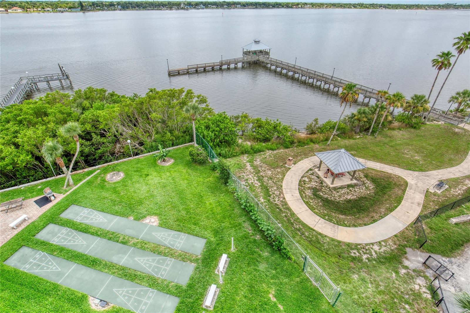 BAYSHORE BATH & TENNIS CLUB CONDO - Residential