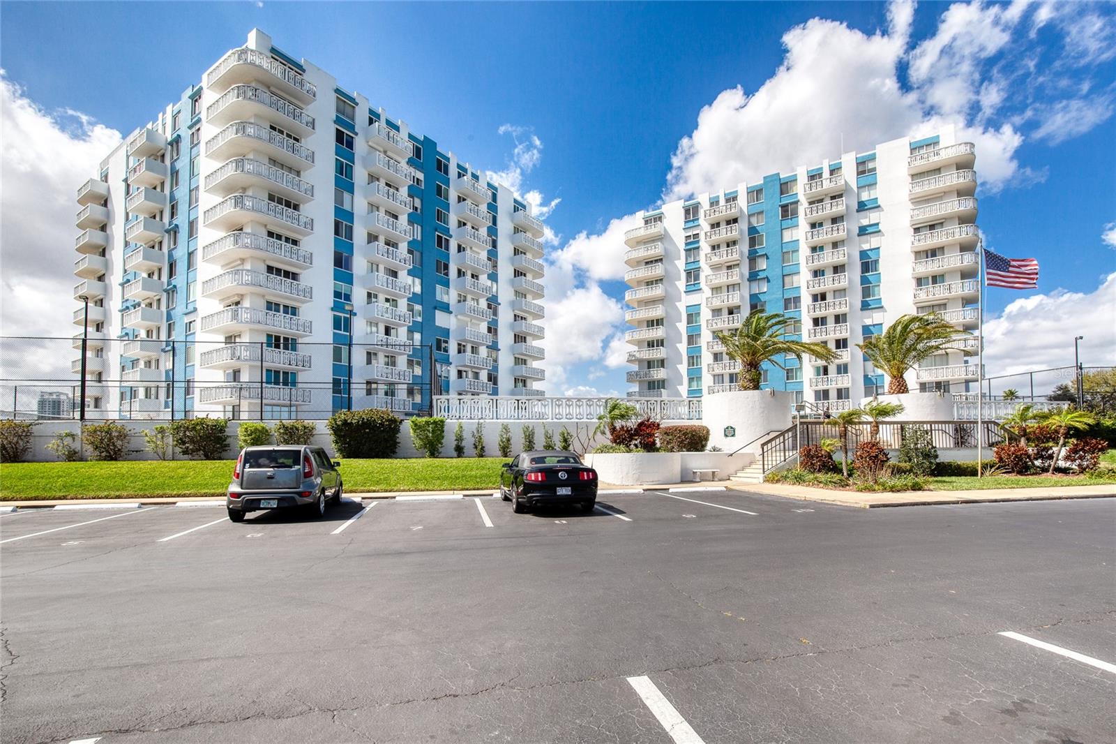 BAYSHORE BATH & TENNIS CLUB CONDO - Residential