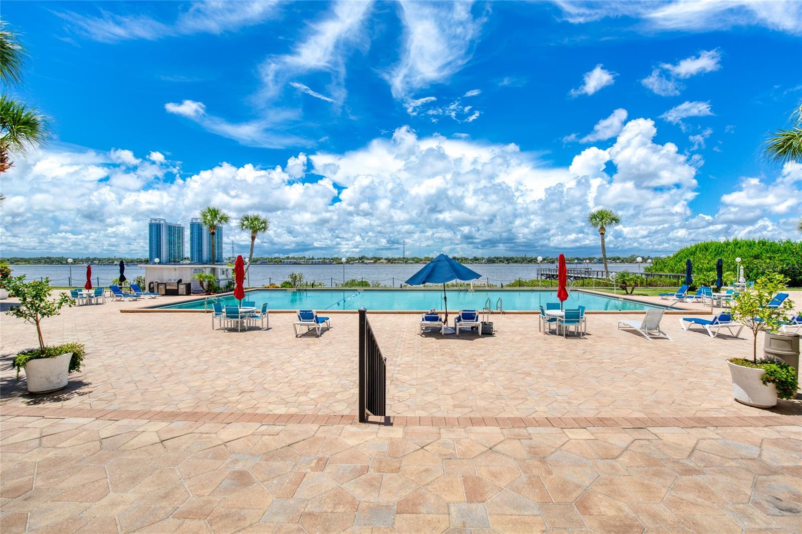 BAYSHORE BATH & TENNIS CLUB CONDO - Residential