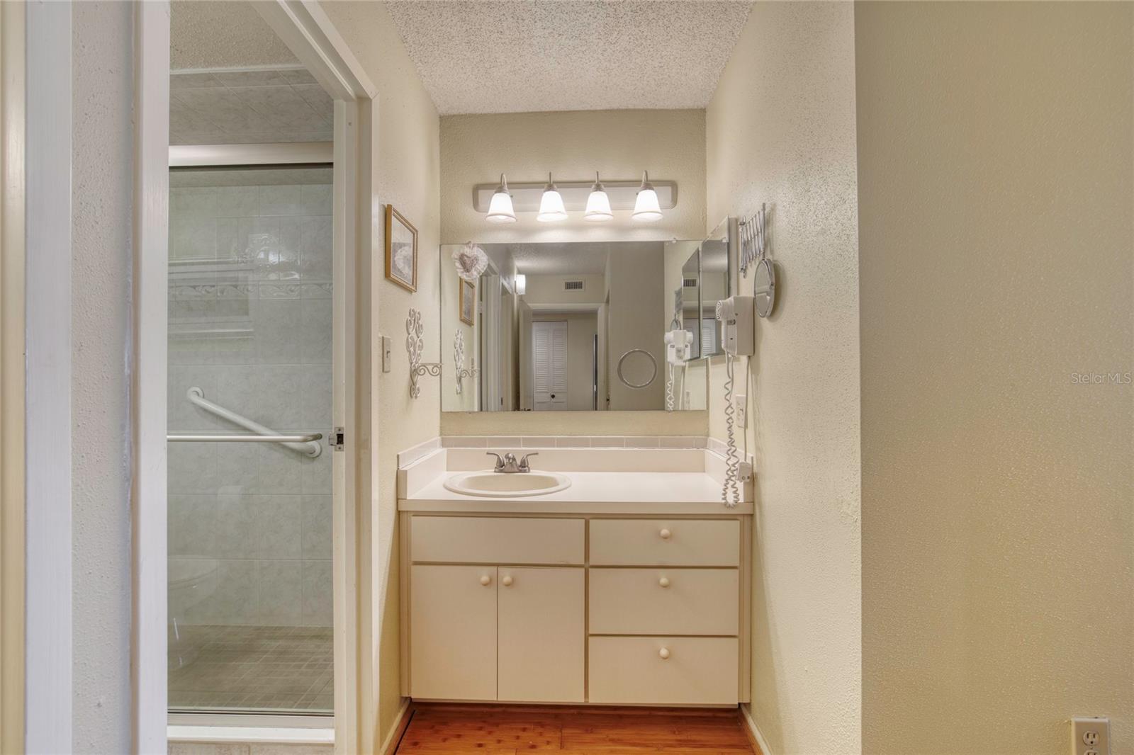 BAYSHORE BATH & TENNIS CLUB CONDO - Residential