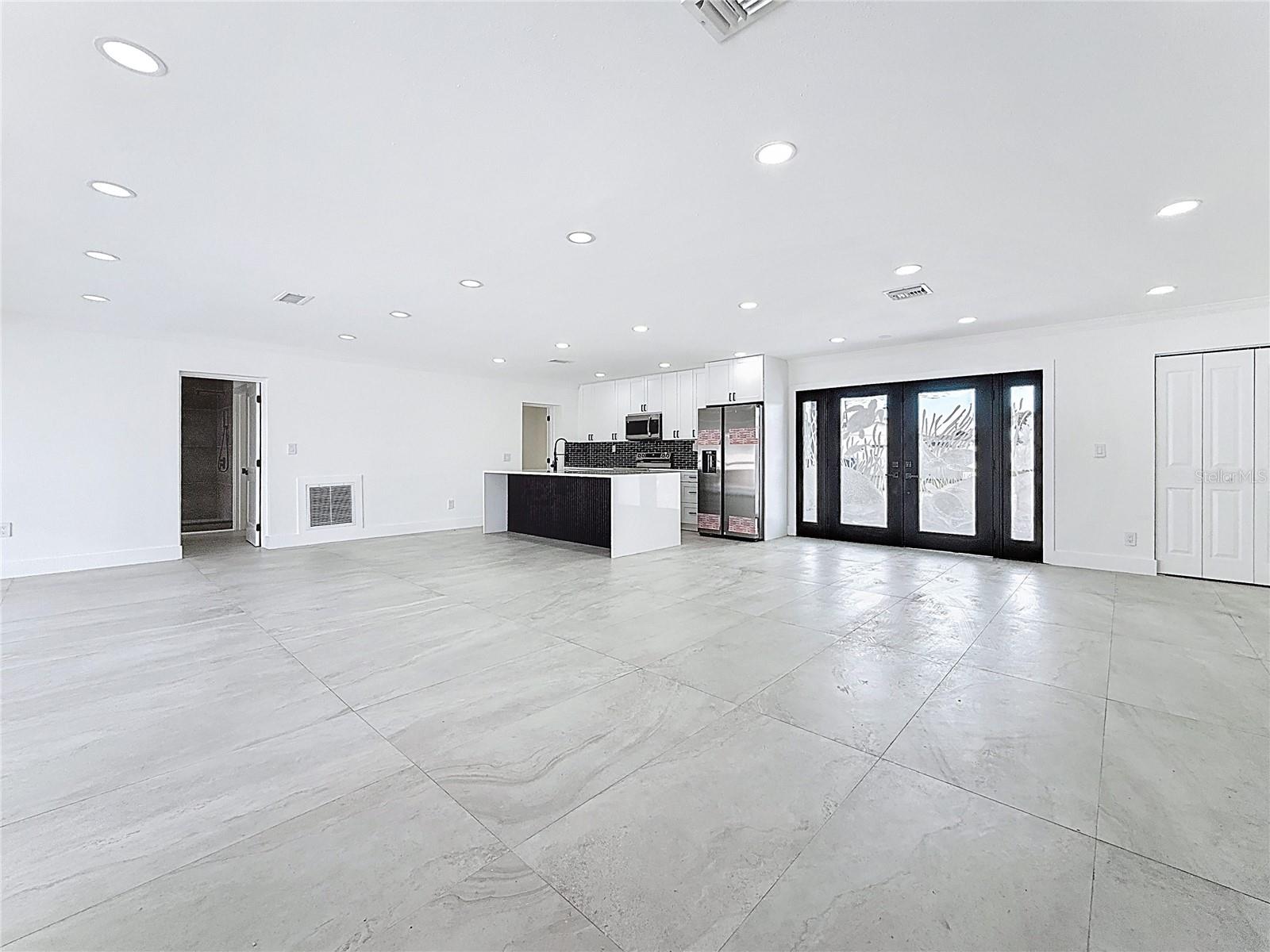 SOUTH CSWY ISLE 2ND ADD - Residential Lease