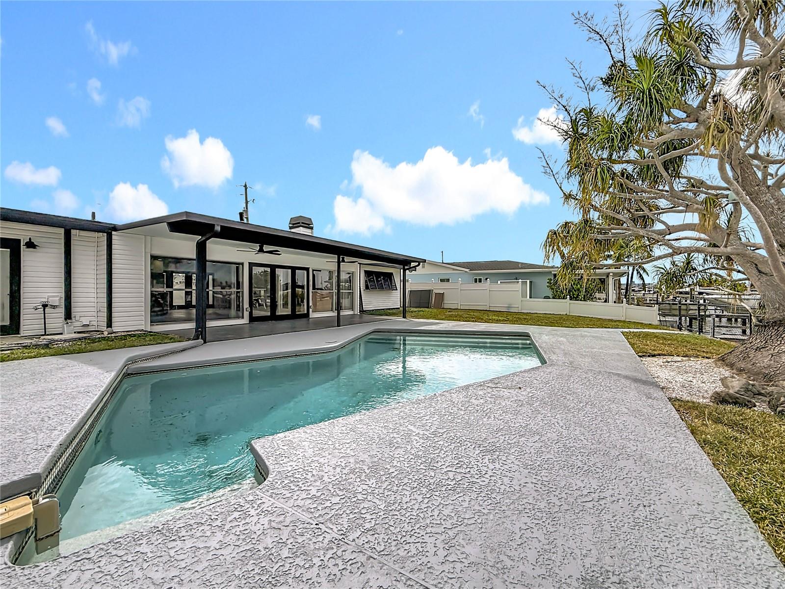SOUTH CSWY ISLE 2ND ADD - Residential Lease