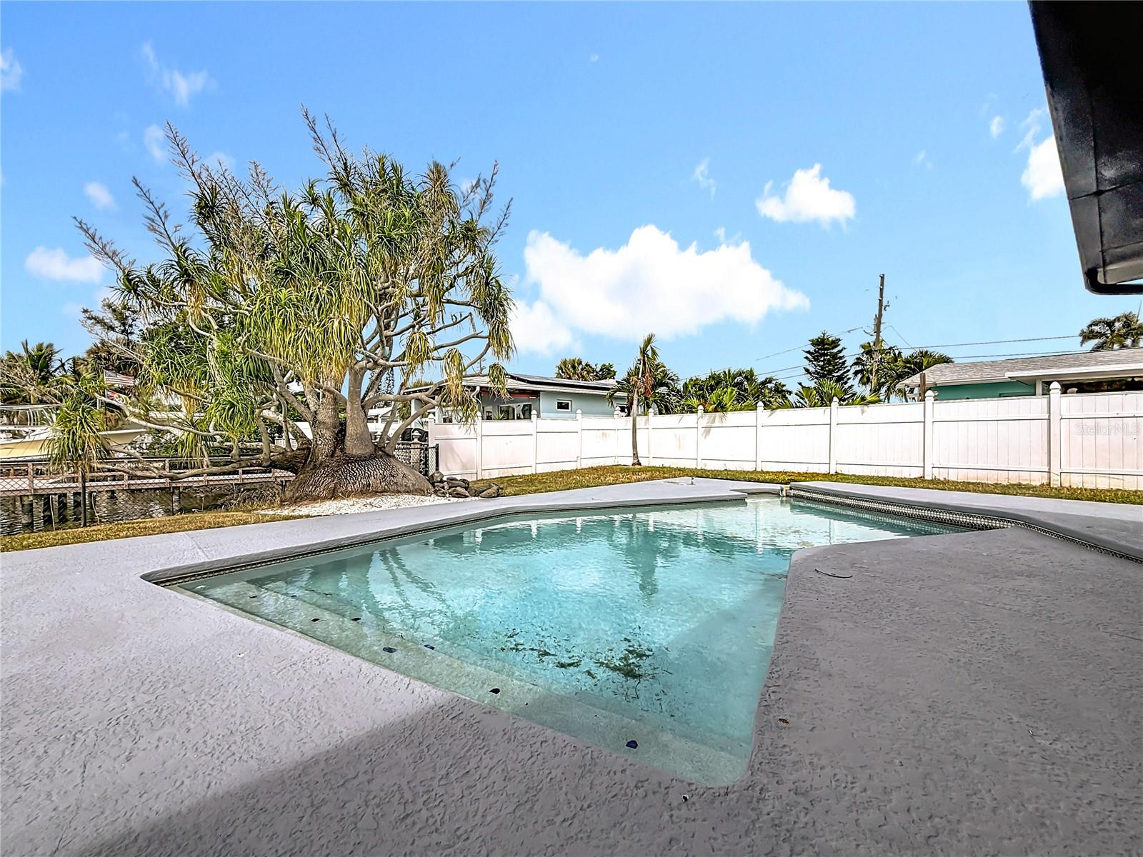 SOUTH CSWY ISLE 2ND ADD - Residential Lease