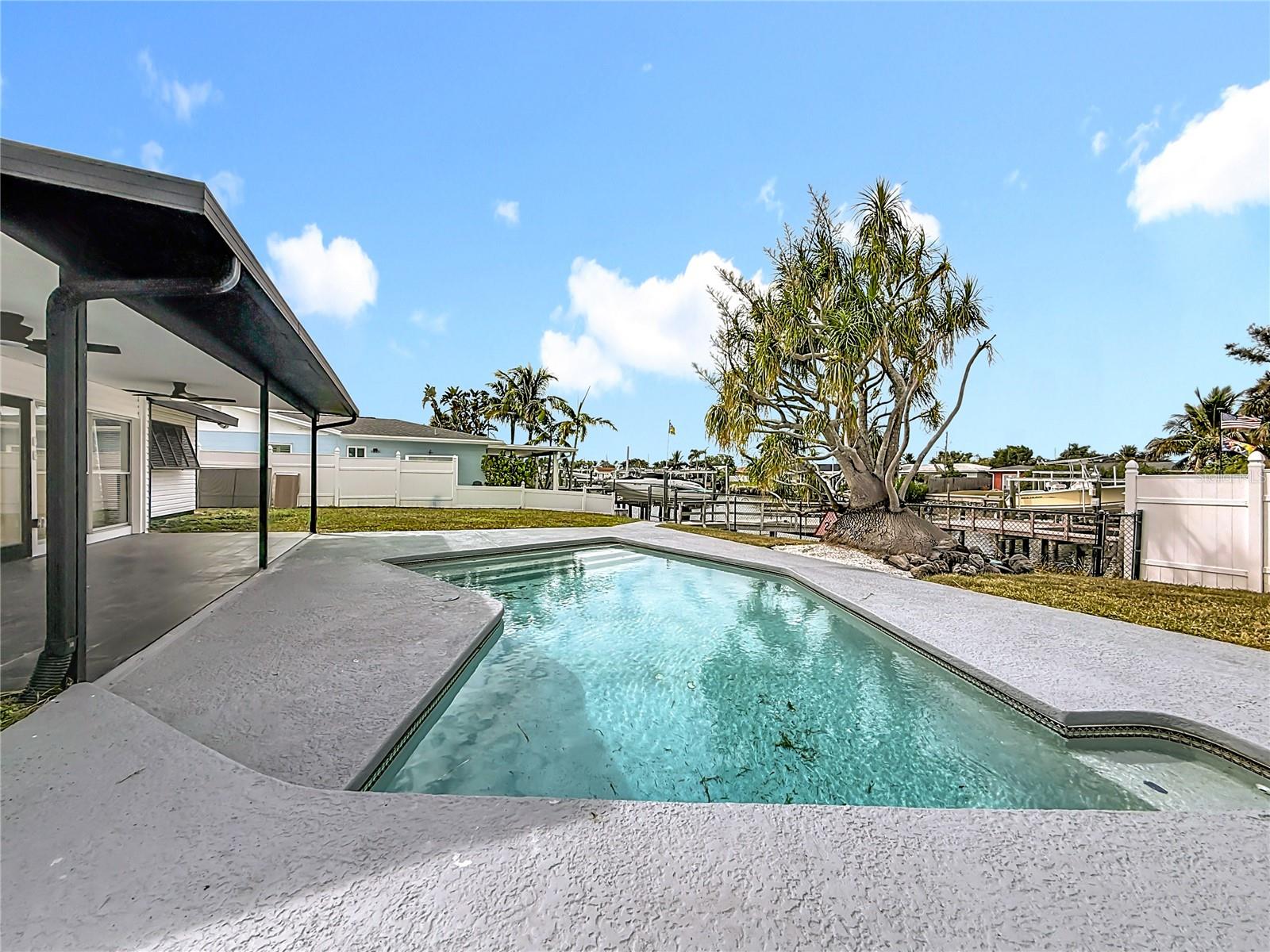 SOUTH CSWY ISLE 2ND ADD - Residential Lease