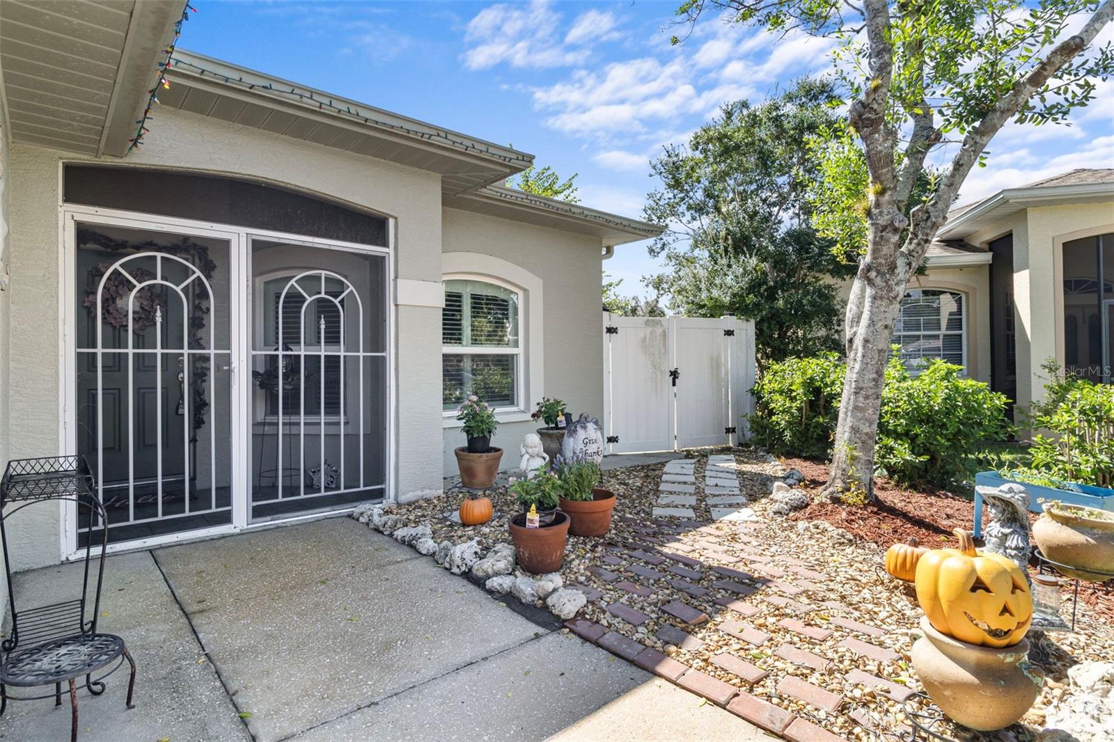 1018 WHITEGATE COURT
