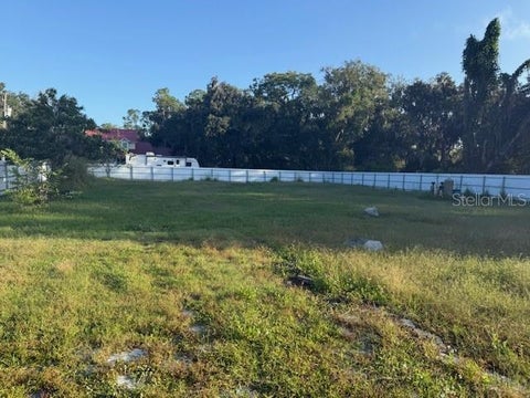 Photo of 2210 Kas Lane, Dover, FL 33527 (MLS # TB8561227)