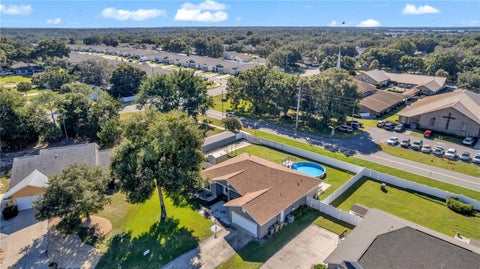Tiny photo for 10240 Barrington Court, Leesburg, FL 34788 (MLS # G5119392)