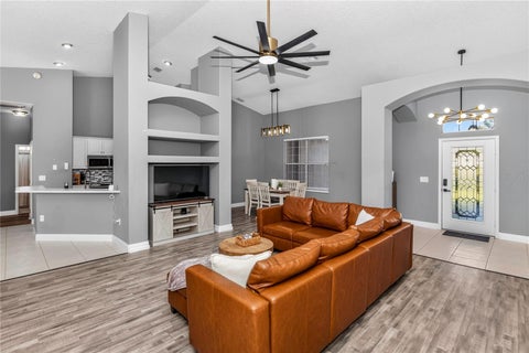 Tiny photo for 10240 Barrington Court, Leesburg, FL 34788 (MLS # G5119392)