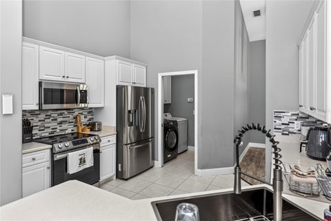 Tiny photo for 10240 Barrington Court, Leesburg, FL 34788 (MLS # G5119392)