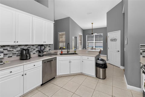 Tiny photo for 10240 Barrington Court, Leesburg, FL 34788 (MLS # G5119392)