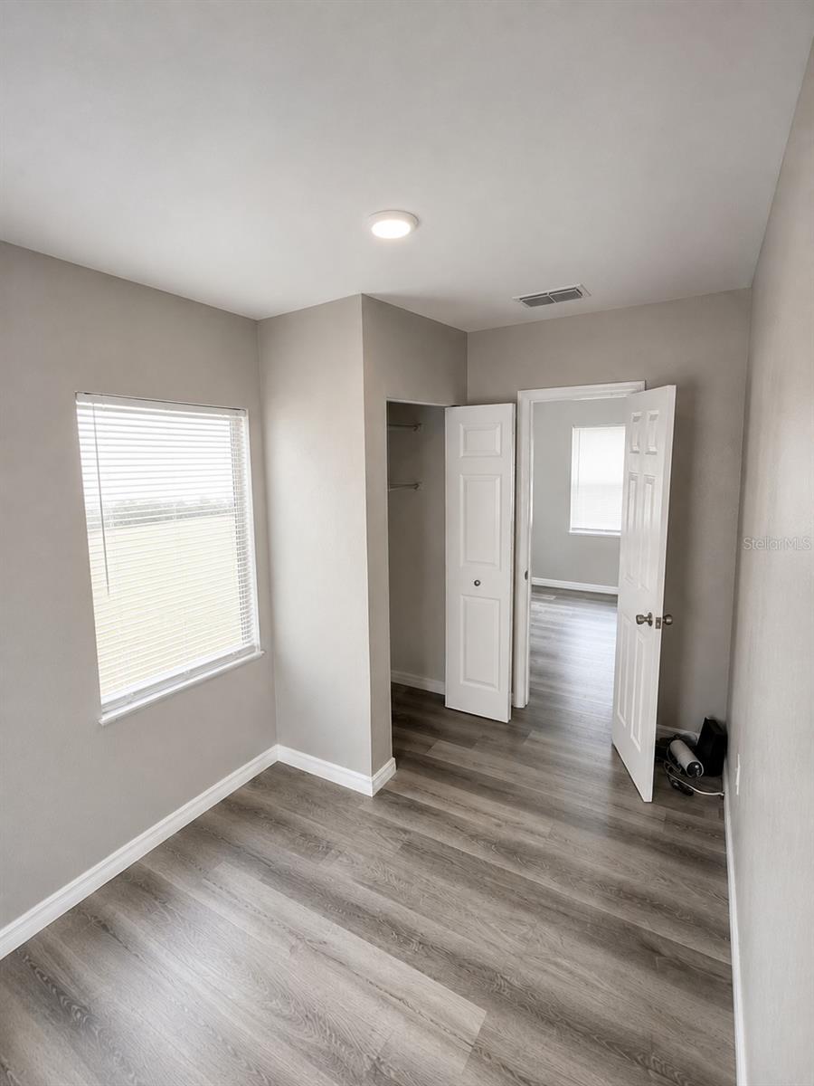 2503 N WILDER LOOP