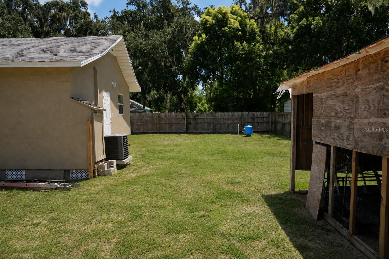 2503 N WILDER LOOP