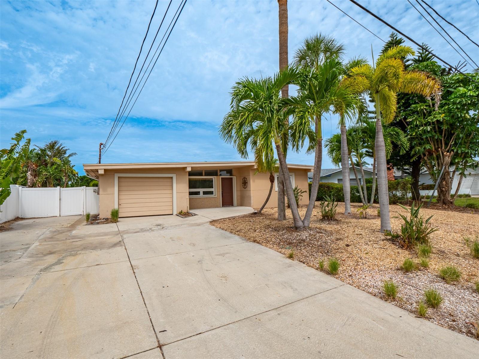 BELLE VISTA POINT - Land