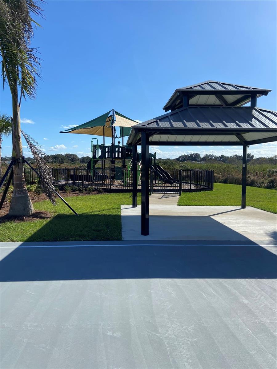 C9D | VARREA PHASE 1 - Residential Lease