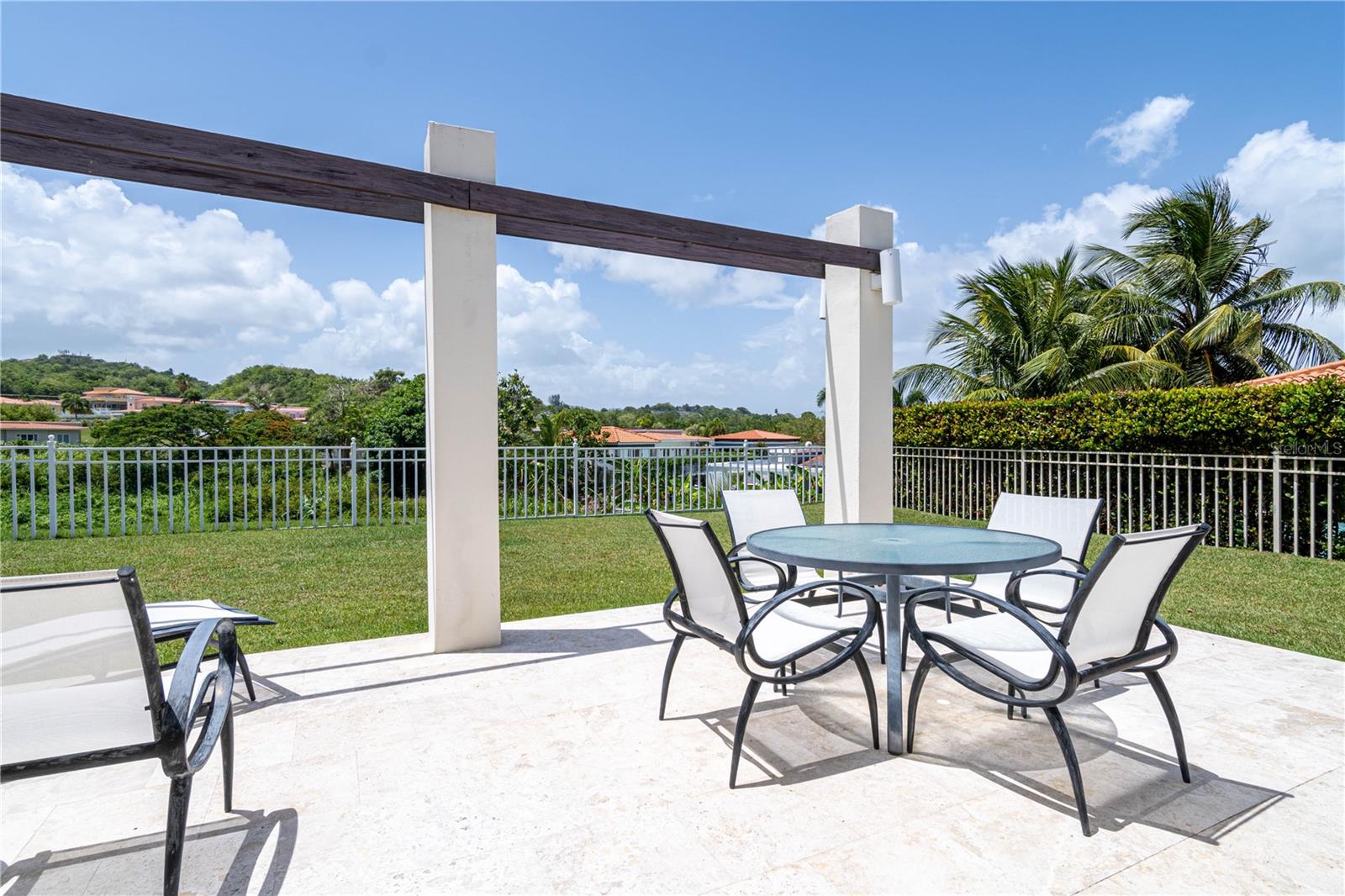 SUNRISE - Residential