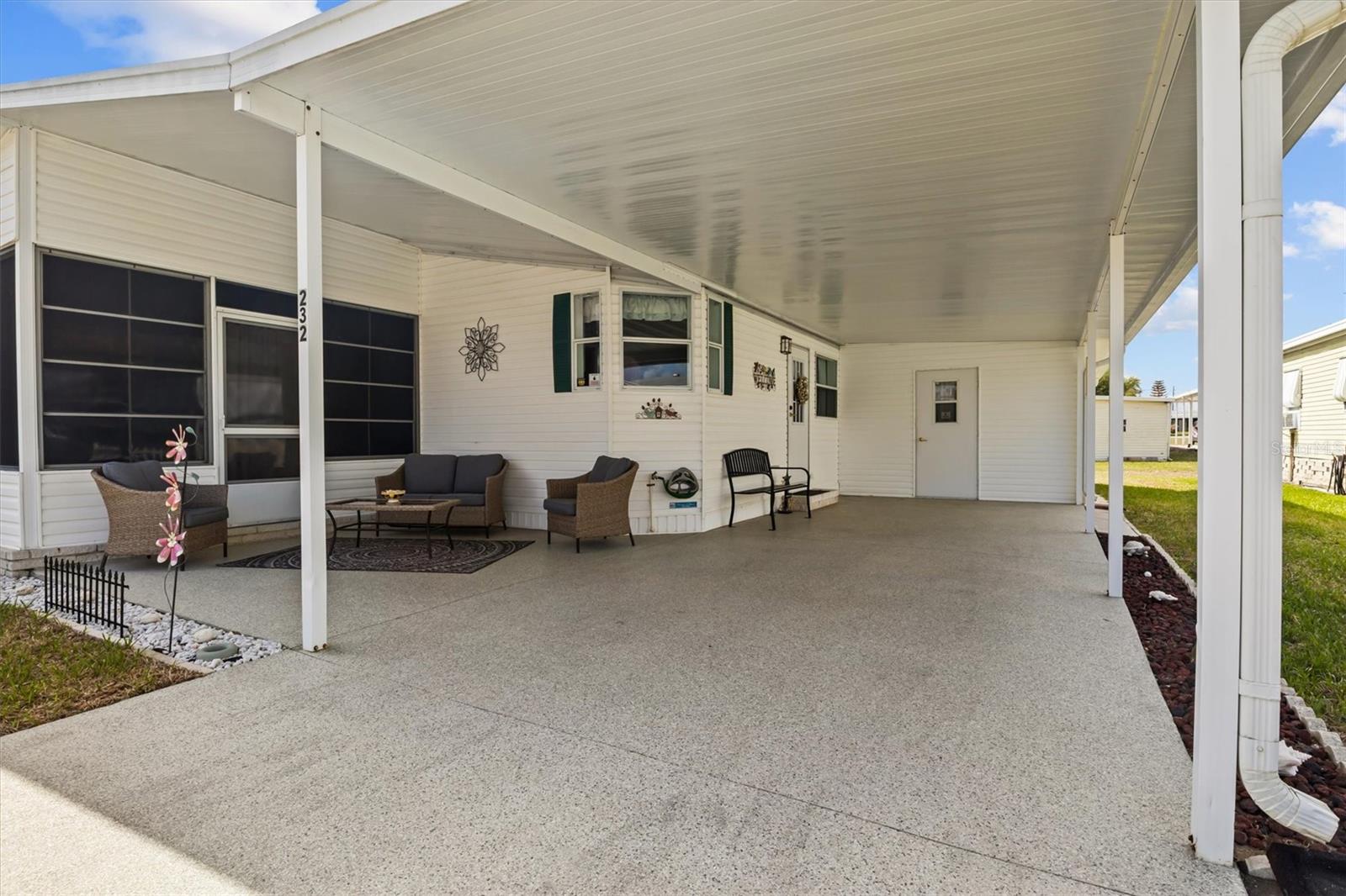 TWIN FOUNTAINS INC A CONDO MHP - Residential