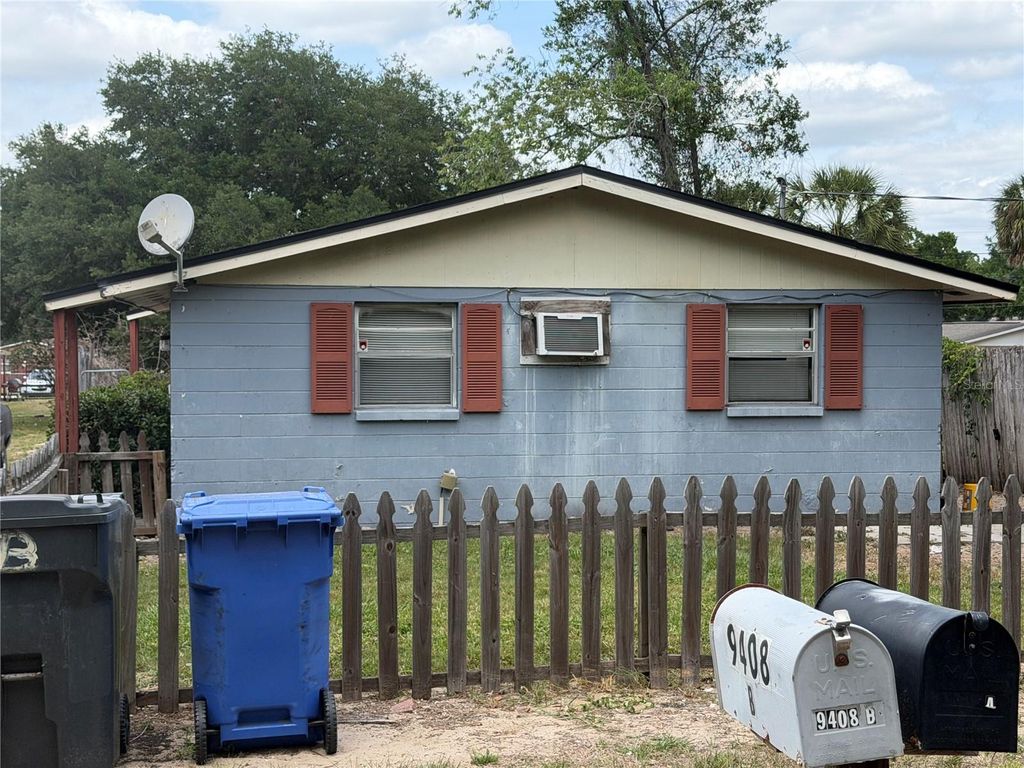 Photo of 9408 Greystone Road, Thonotosassa, FL 33592 (MLS # TB8500057)