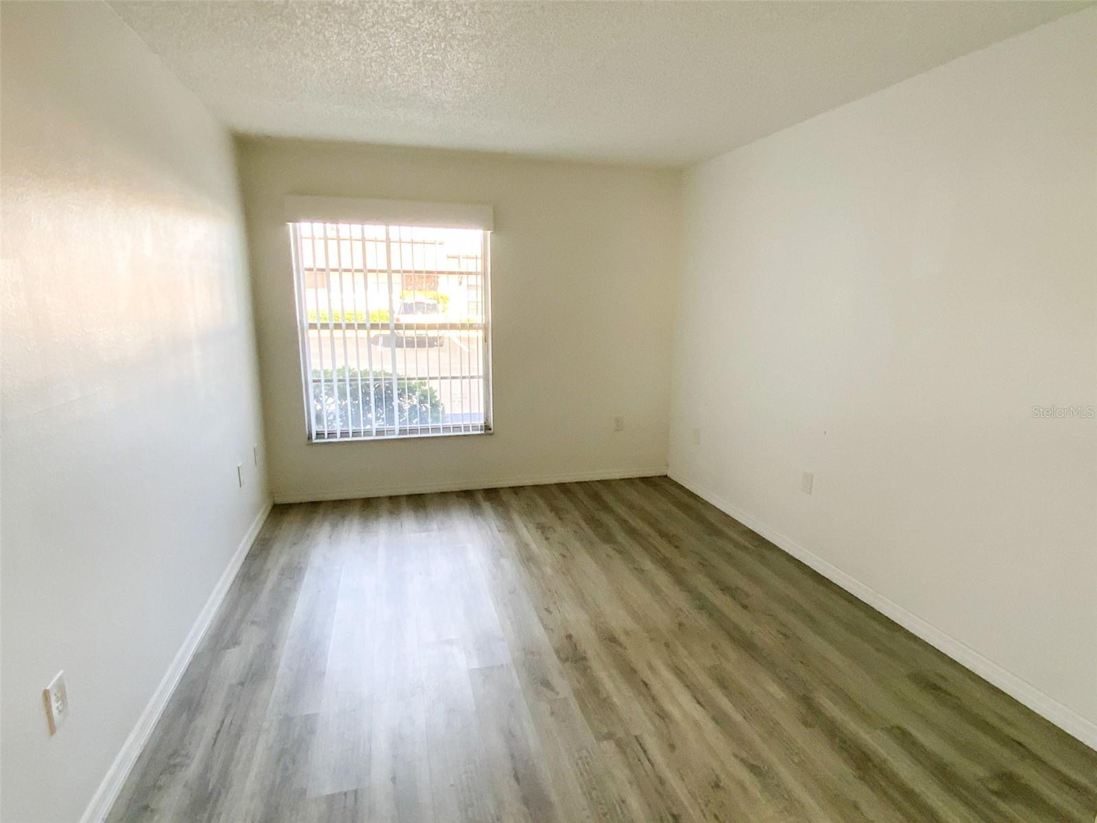 CEDAR POINTE PH 2 - Residential Lease