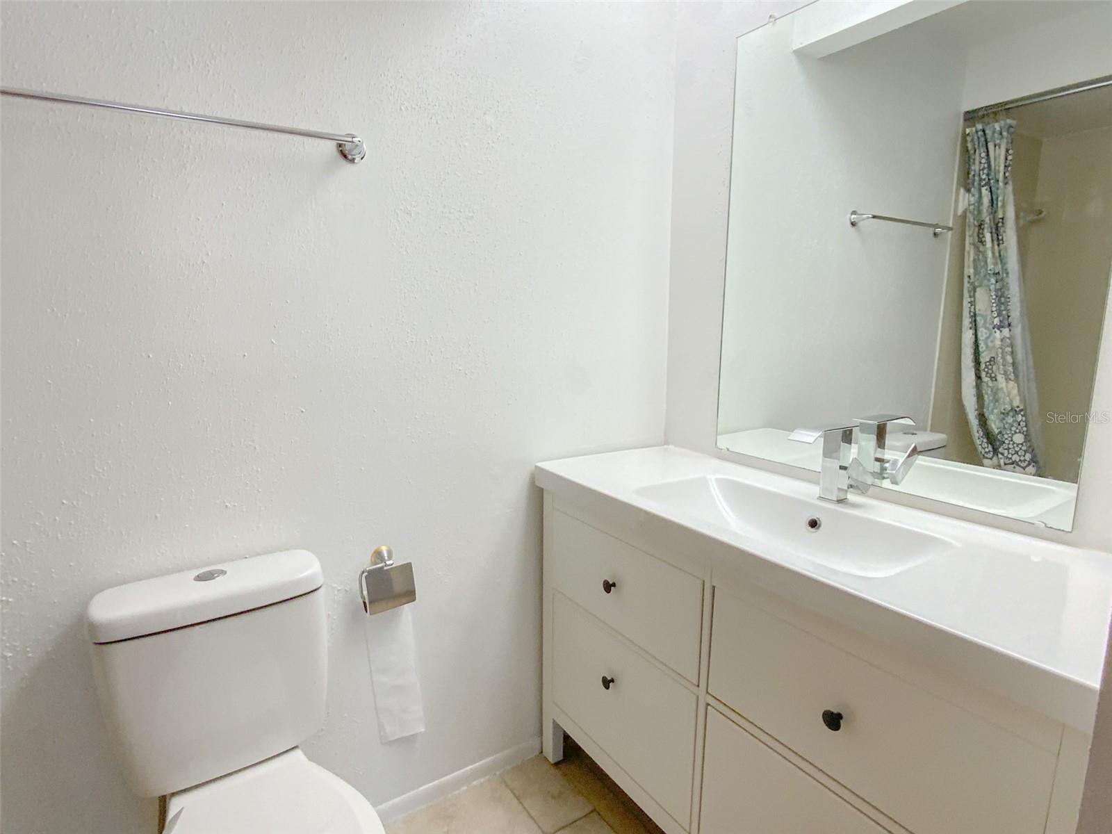 CEDAR POINTE PH 2 - Residential Lease