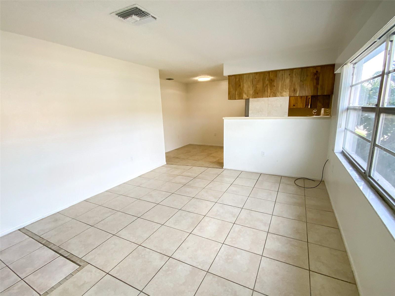 CEDAR POINTE PH 2 - Residential Lease