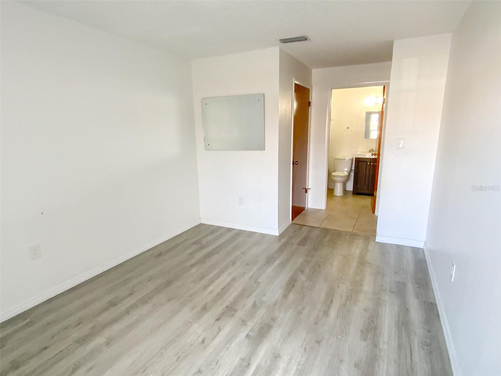 CEDAR POINTE PH 2 - Residential Lease