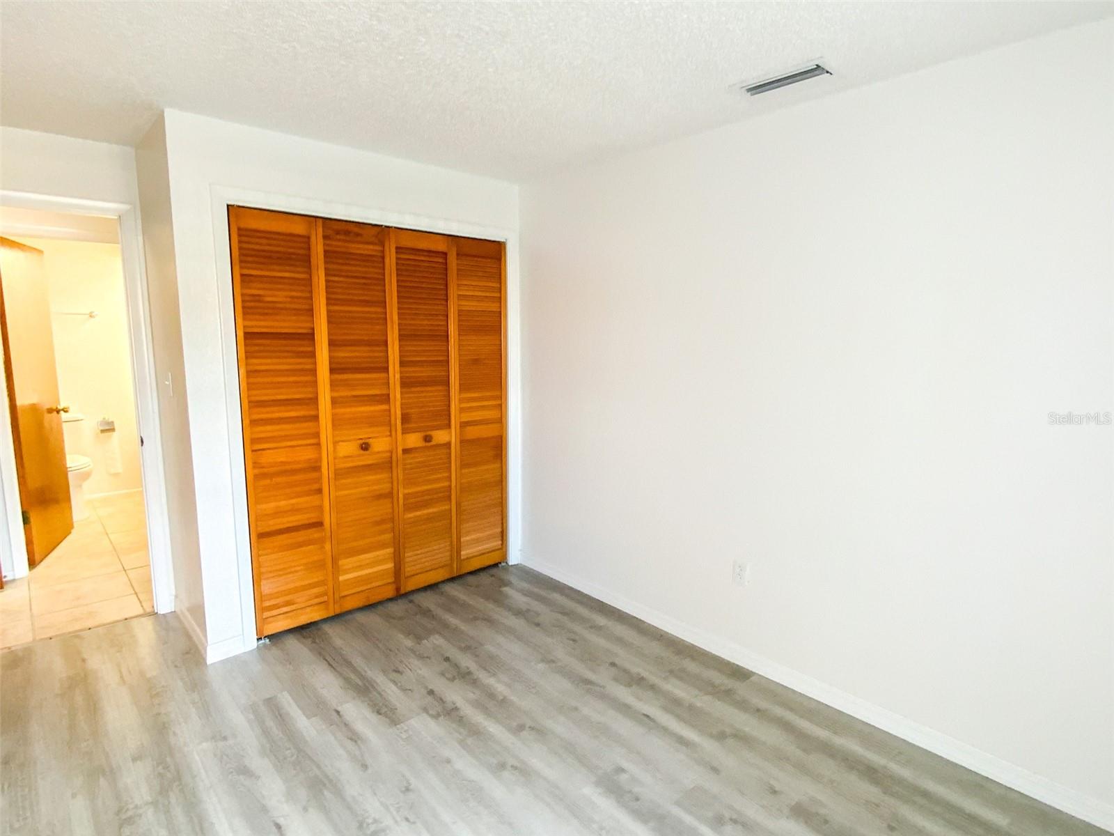 CEDAR POINTE PH 2 - Residential Lease