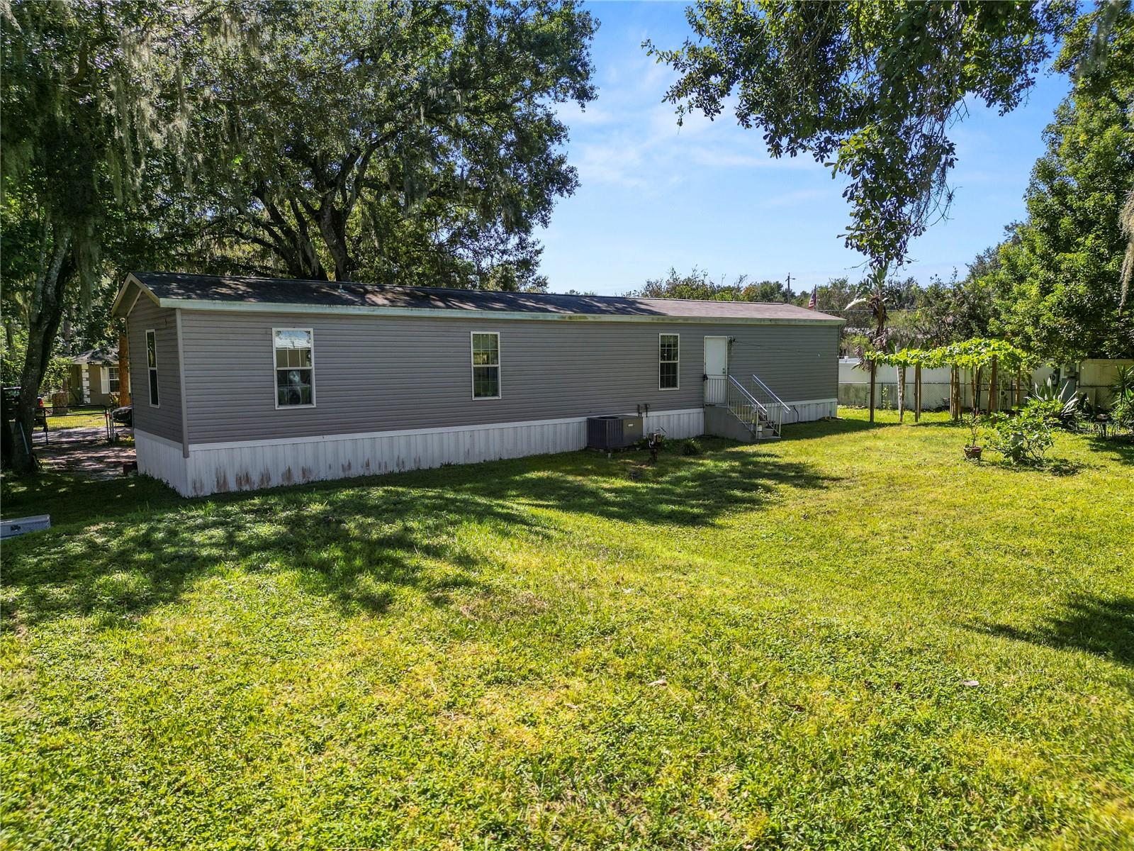 OAKLAND - Residential