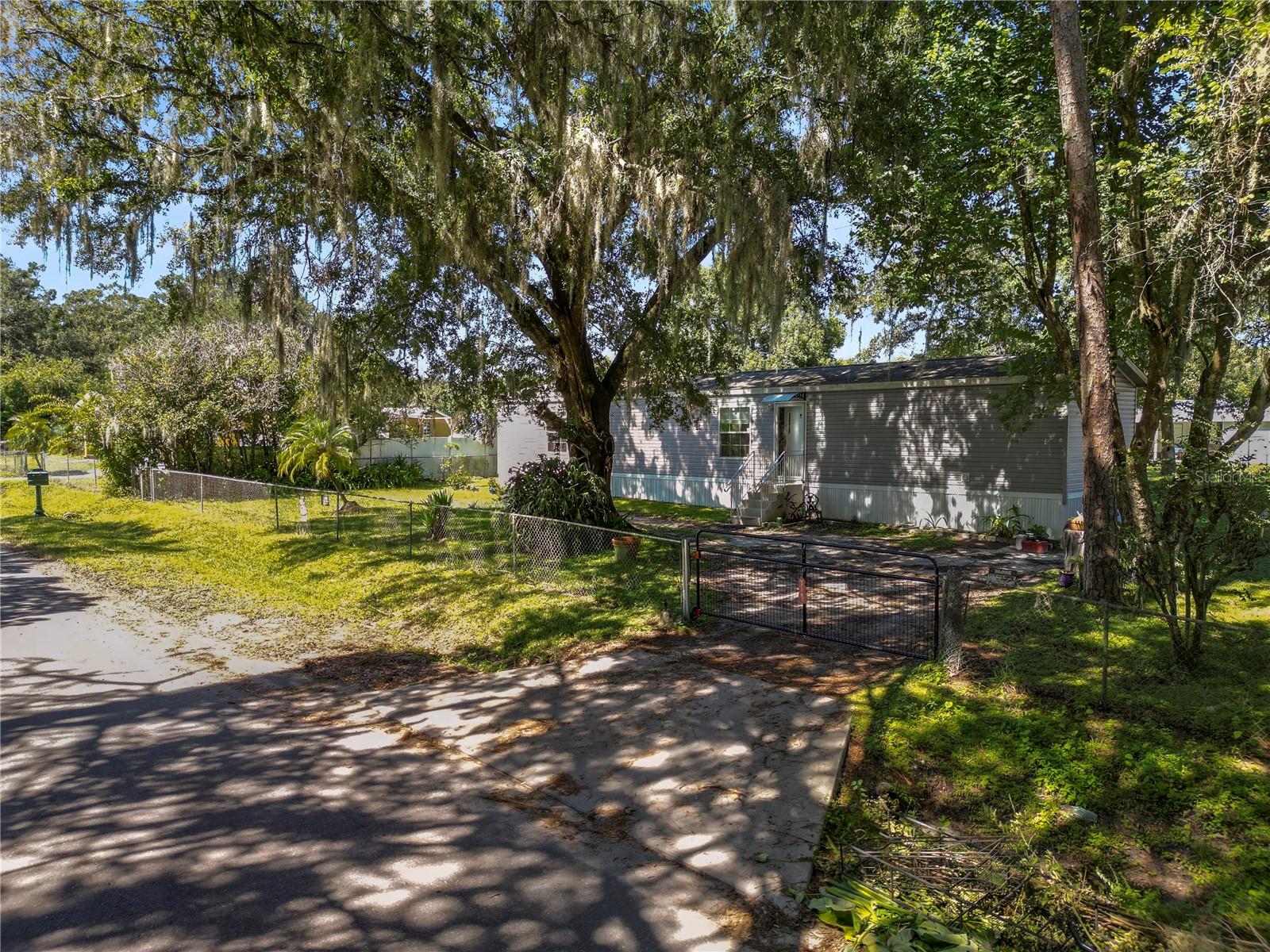 OAKLAND - Residential