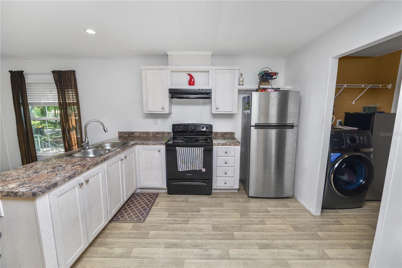 OAKLAND - Residential