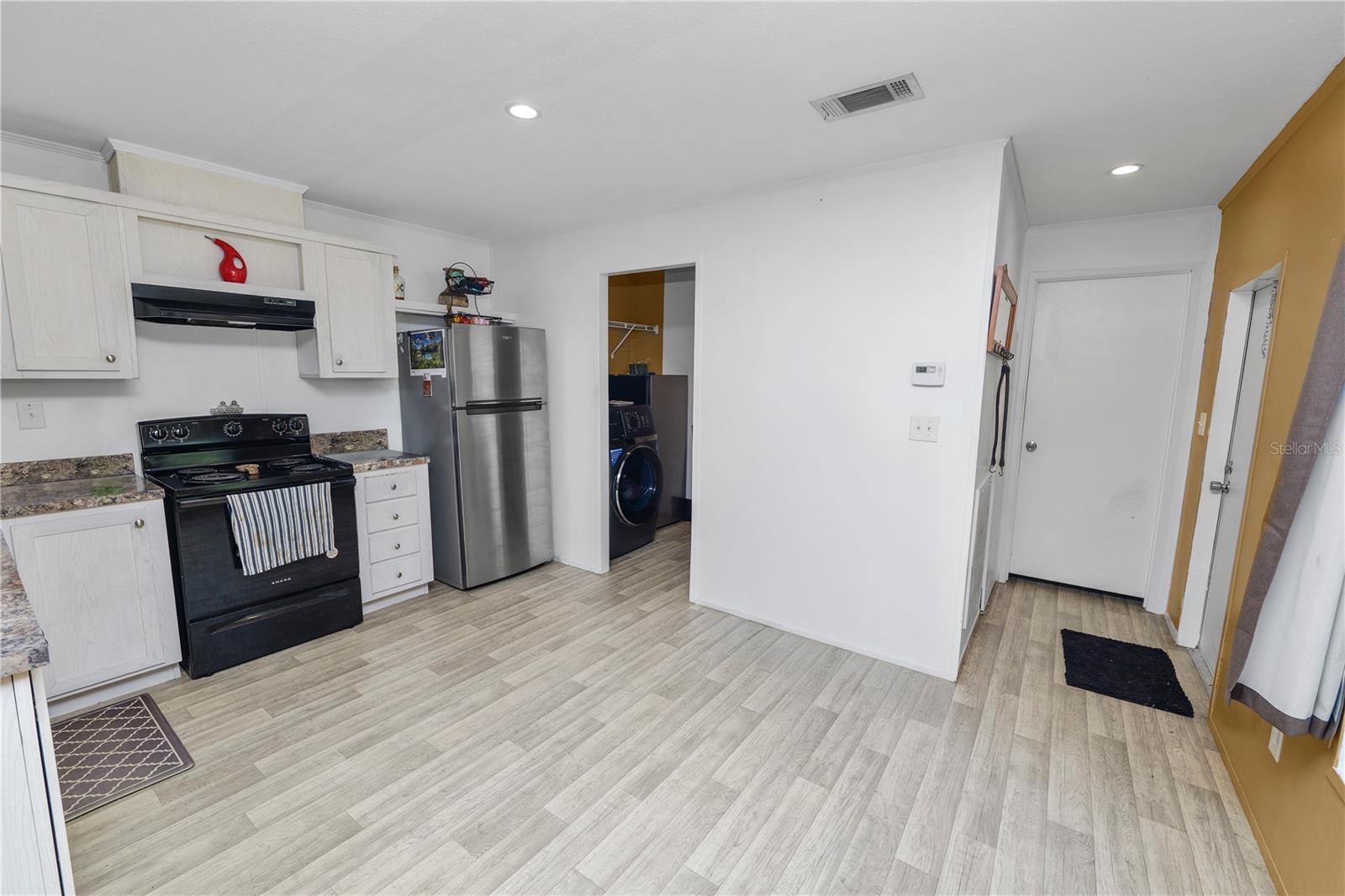 OAKLAND - Residential
