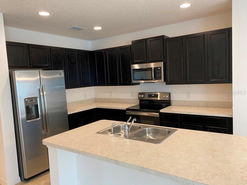 CYPRESS OAKS PH II - Residential Lease