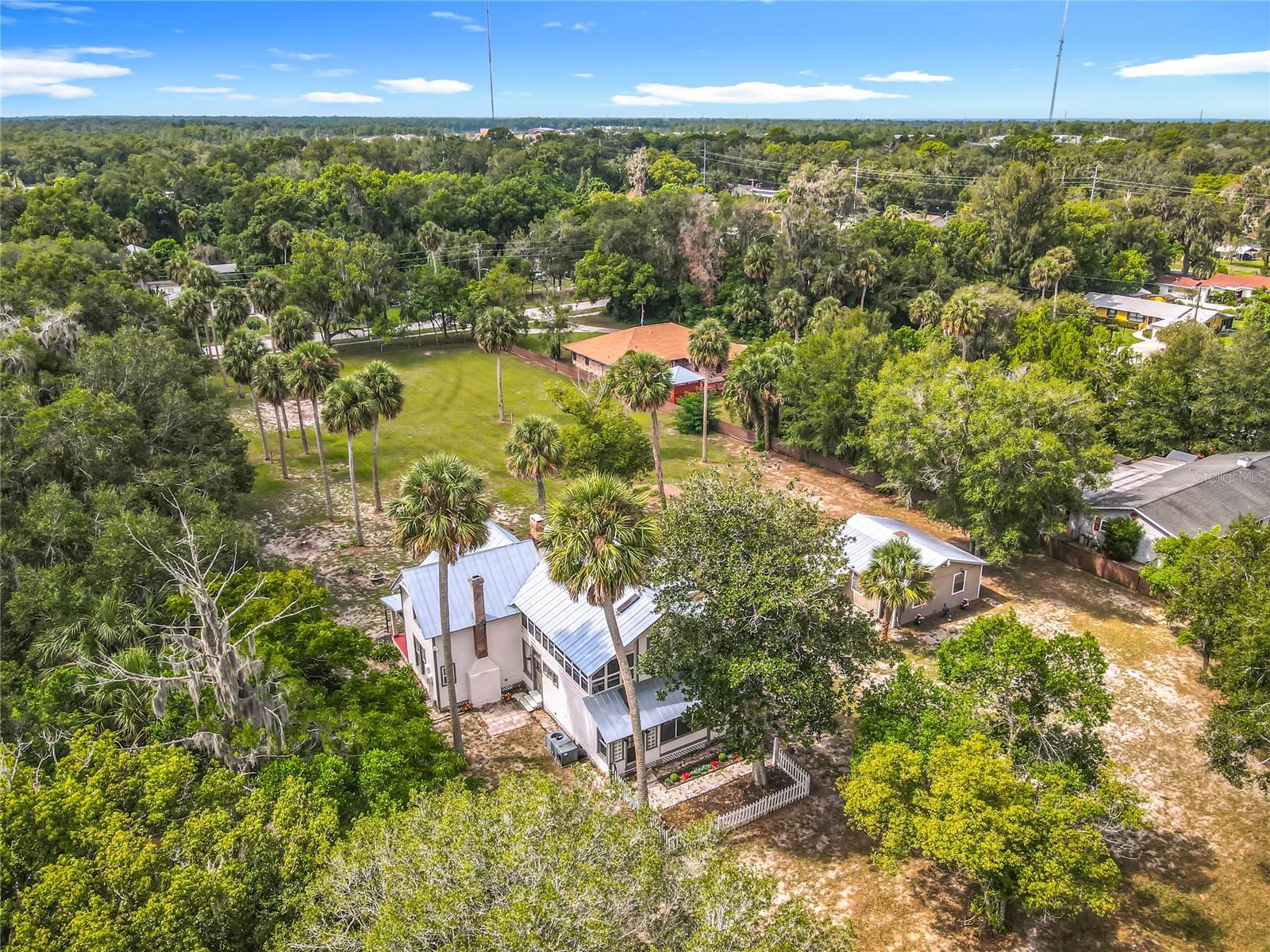 ORANGE CITY - Residential
