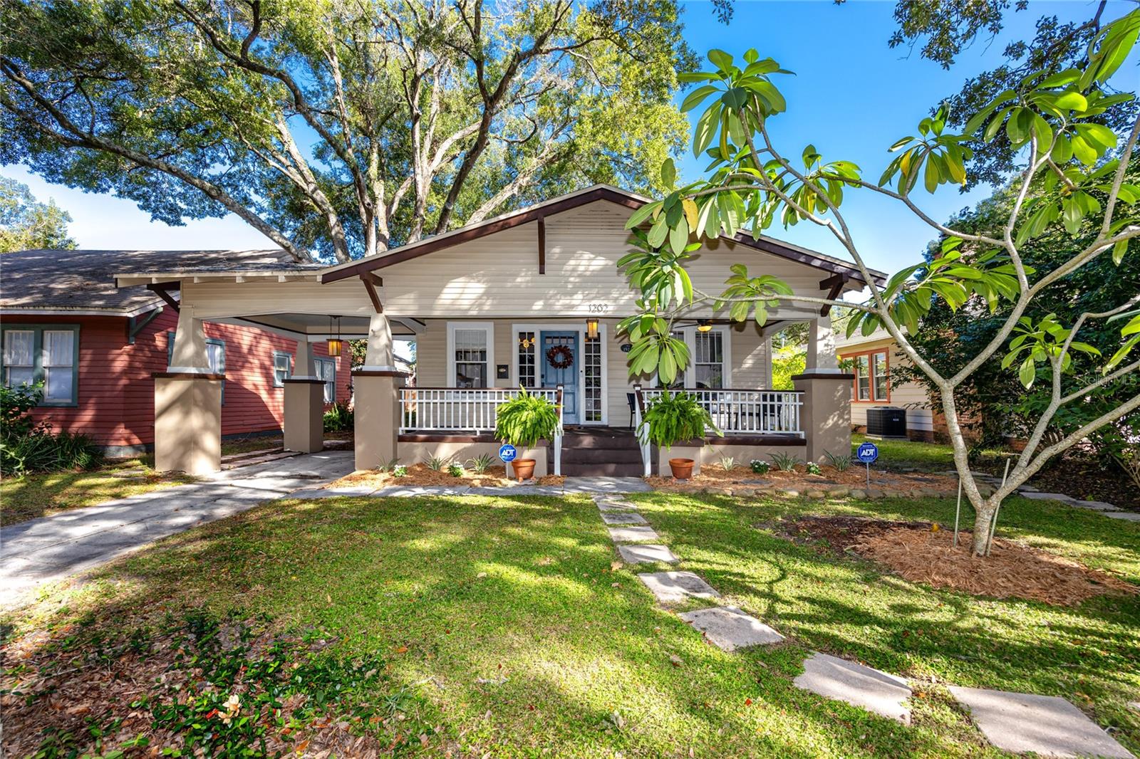 HAMPTON TERRACE - Residential