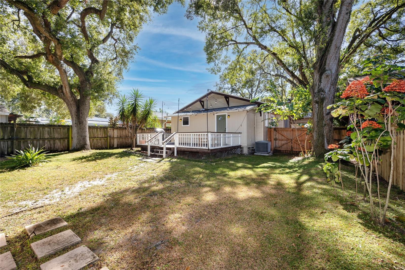 HAMPTON TERRACE - Residential