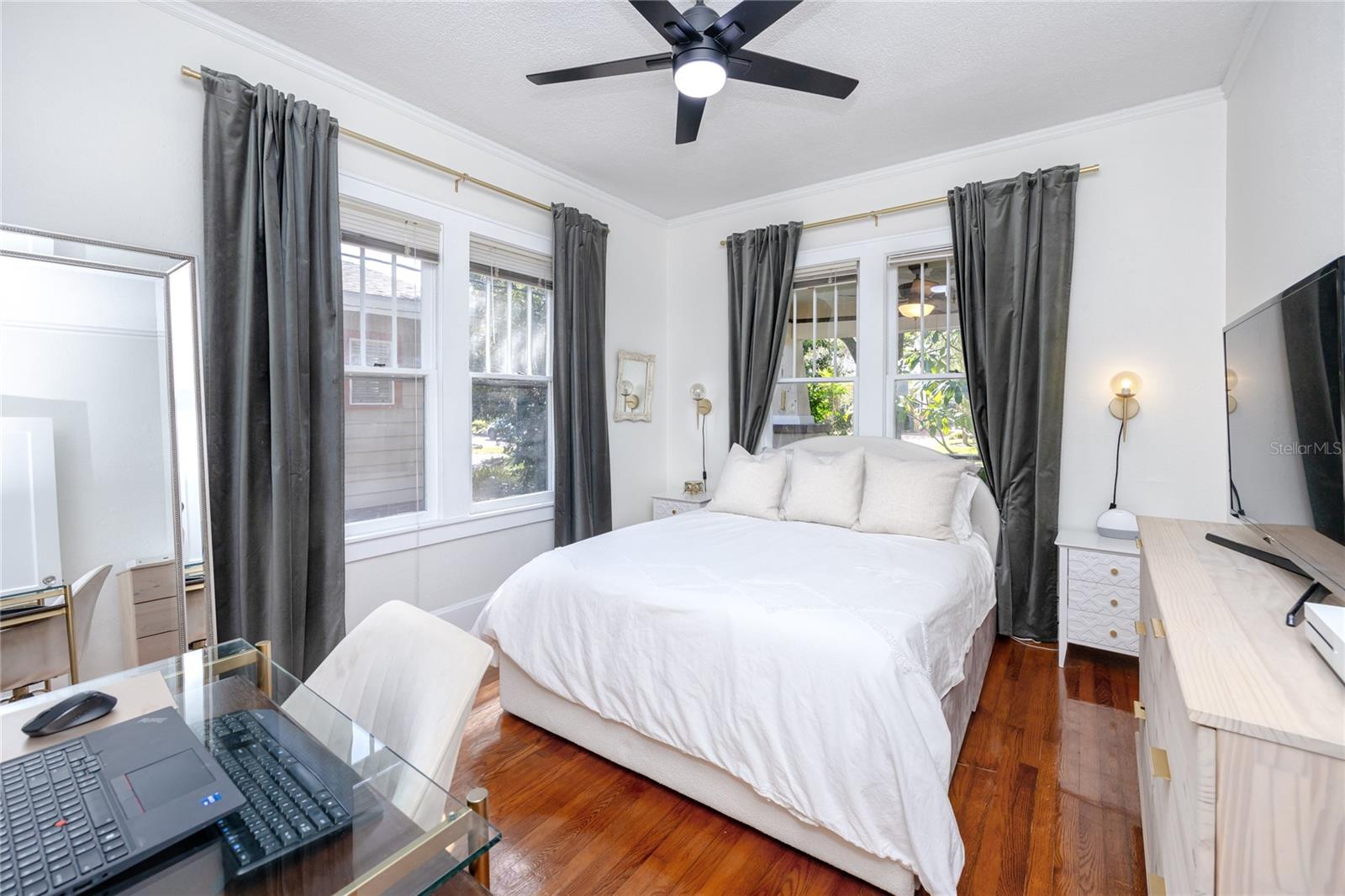 HAMPTON TERRACE - Residential