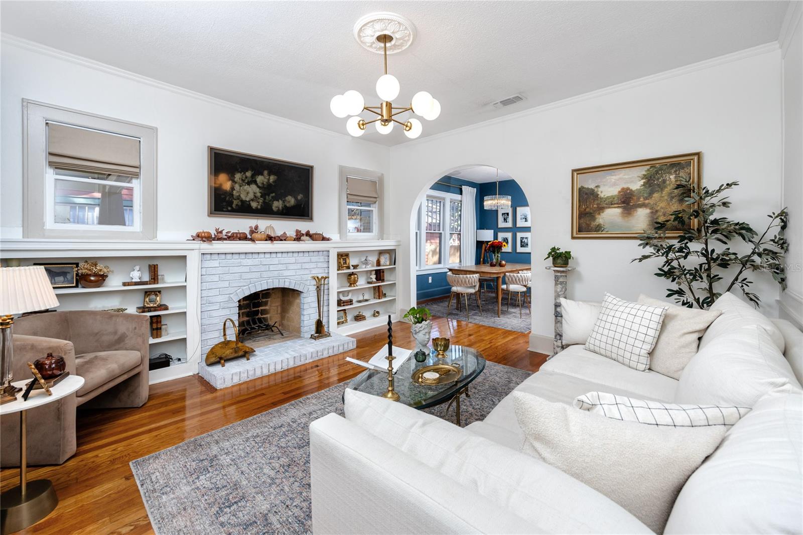 HAMPTON TERRACE - Residential