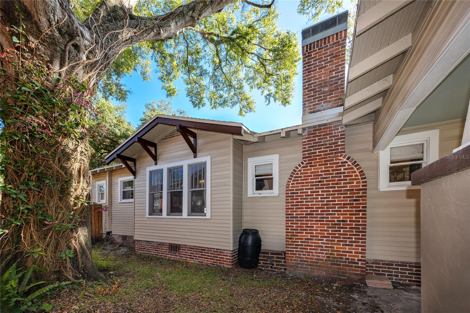 HAMPTON TERRACE - Residential