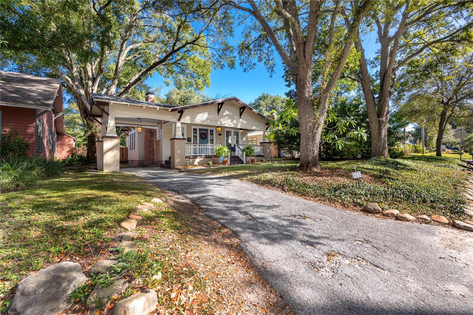 HAMPTON TERRACE - Residential