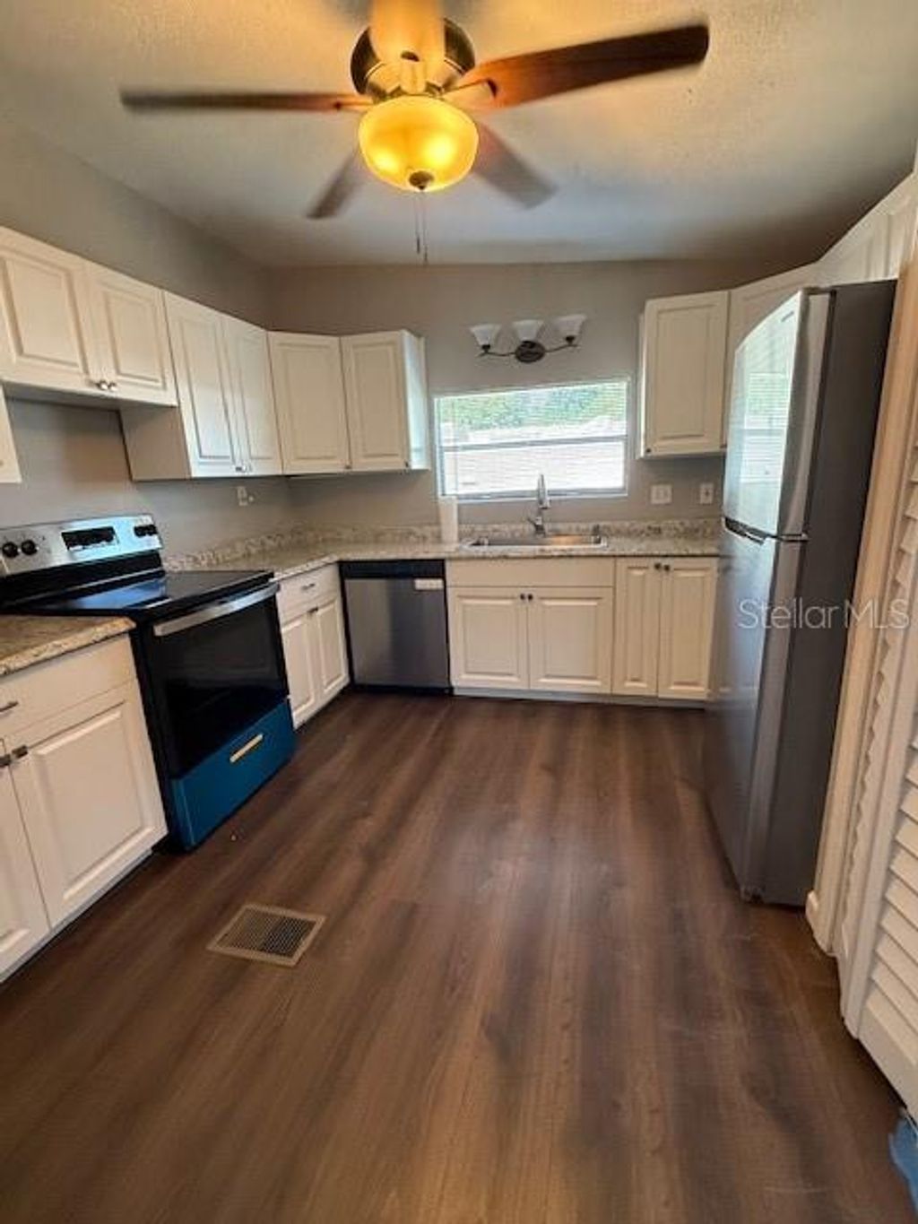 Photo of 3123 Crystal Hills Drive, Lakeland, FL 33801 (MLS # C7522408)