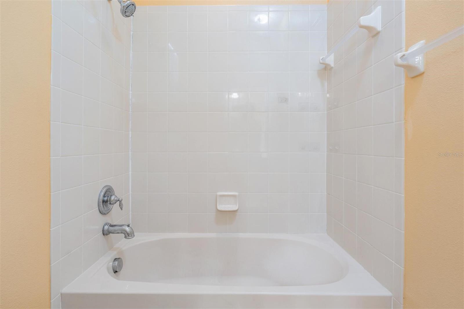 OAK LNDG - Residential