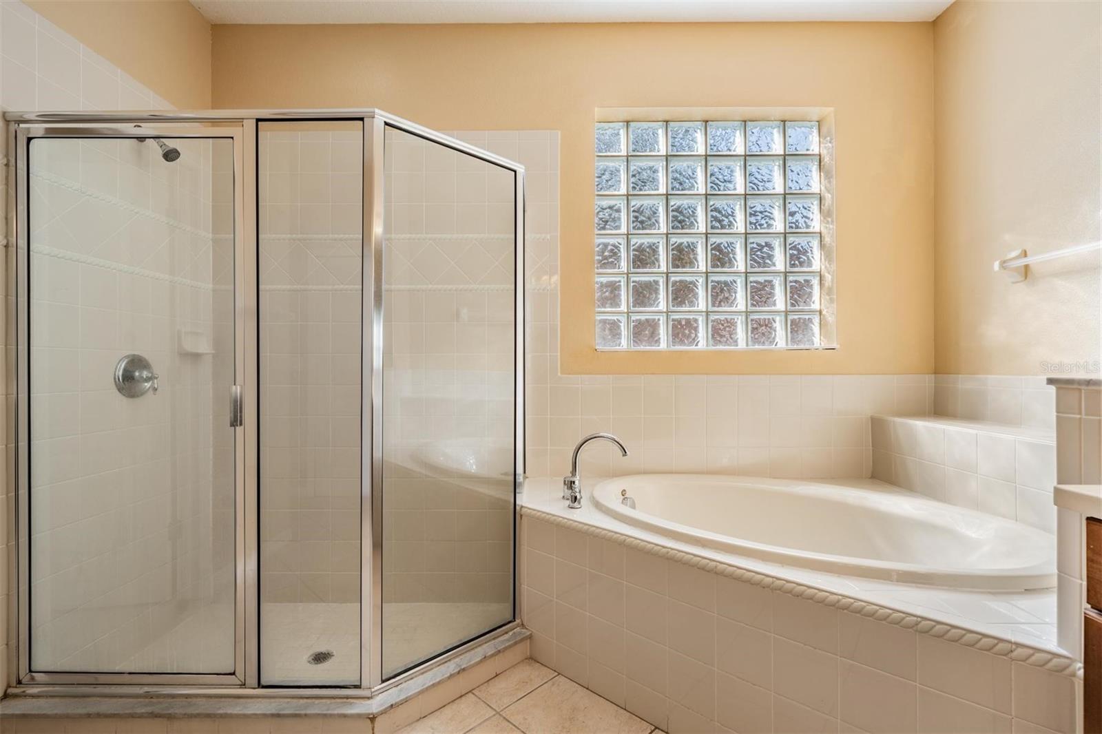 OAK LNDG - Residential