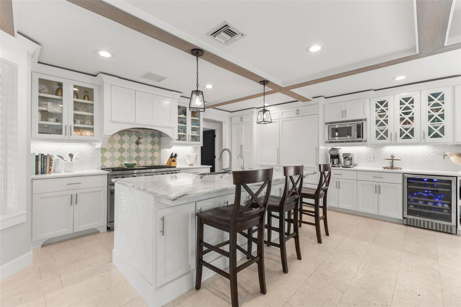 TIERRA VERDE - Residential