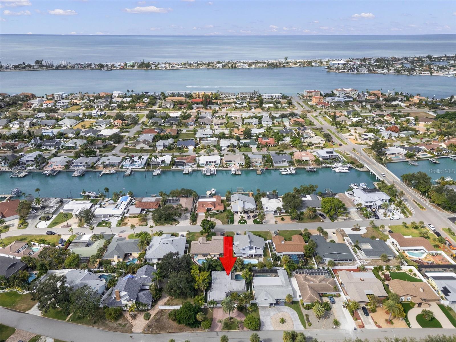 TIERRA VERDE - Residential