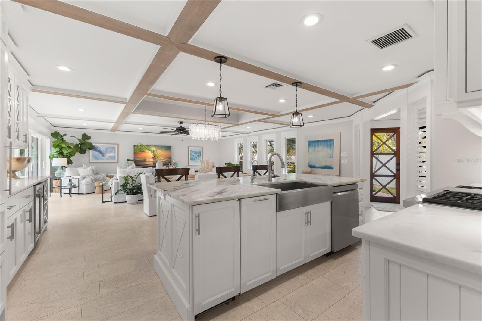 TIERRA VERDE - Residential