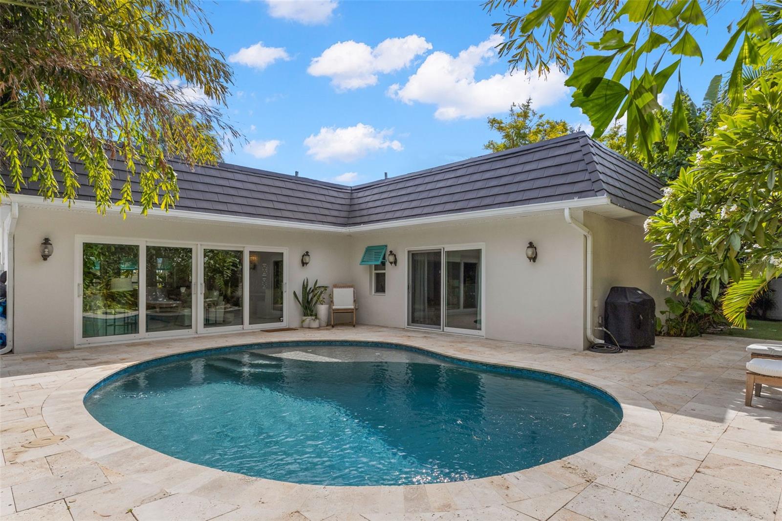 TIERRA VERDE - Residential