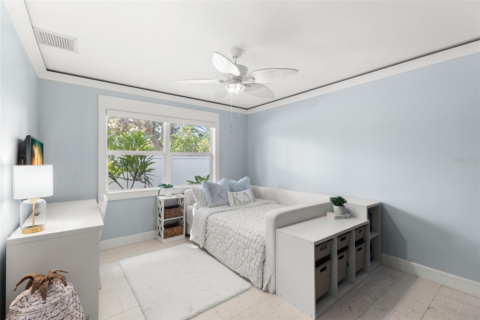 TIERRA VERDE - Residential